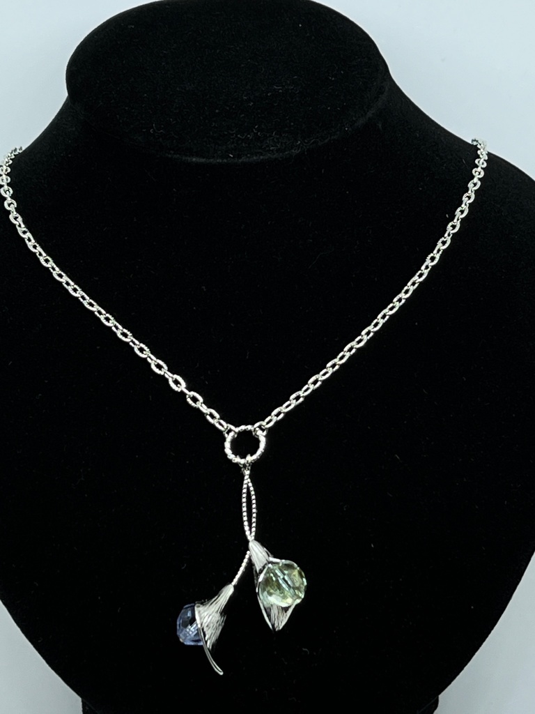 フェアリーランタンのネックレス