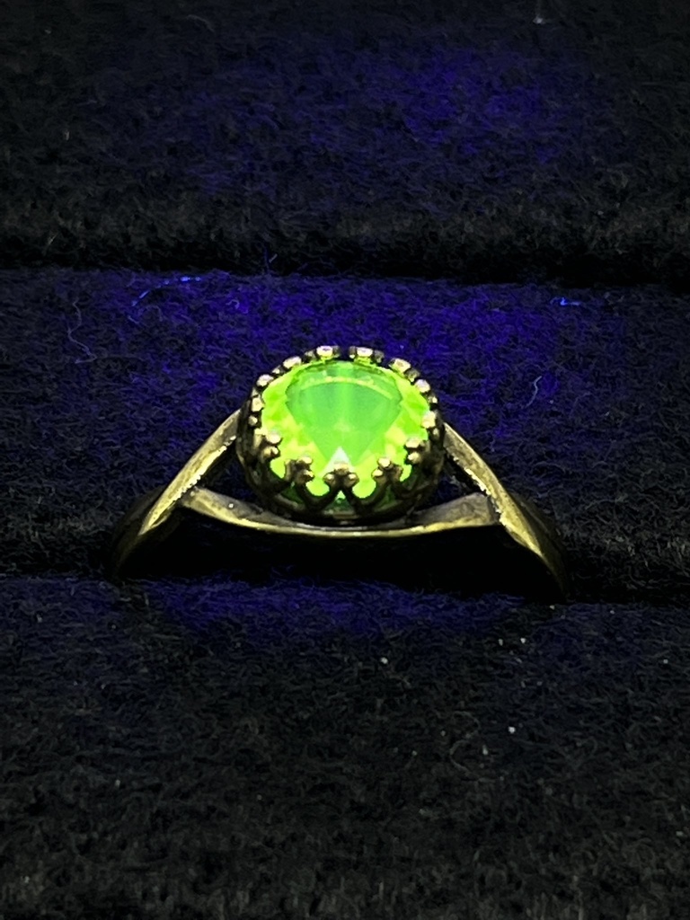 【近侍と繋がるアクセサリー】笹貫