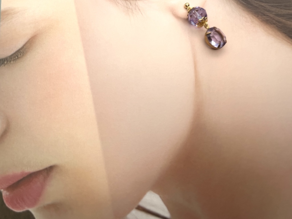 アレキサンドライトのピアス【イヤリング可】