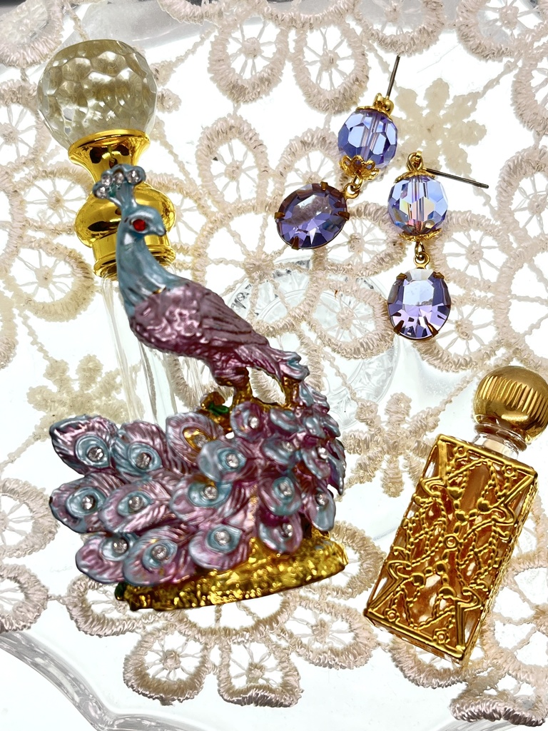 アレキサンドライトのピアス【イヤリング可】