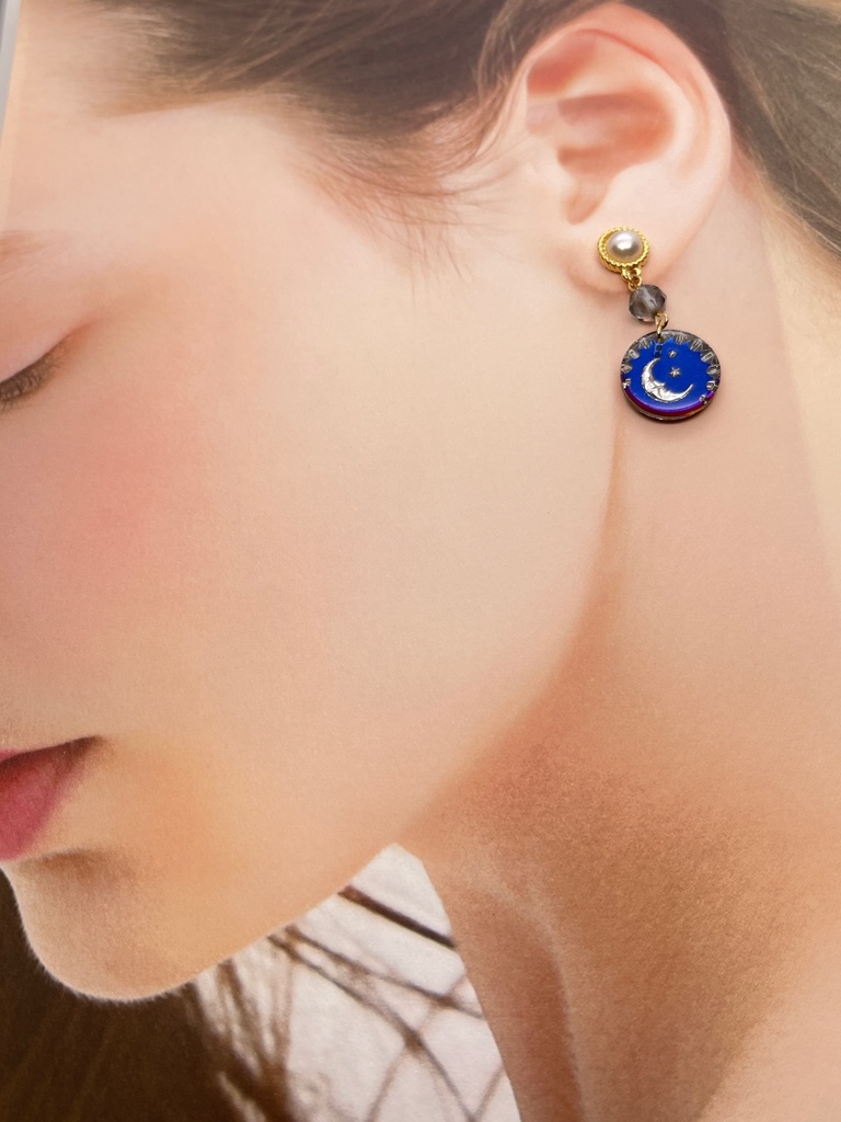 インタリオのピアス【イヤリング可】