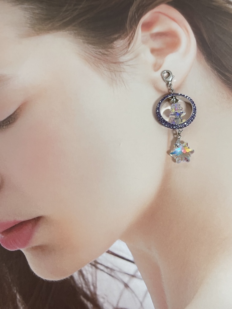 クリスマスツリーのスノードームチャーム