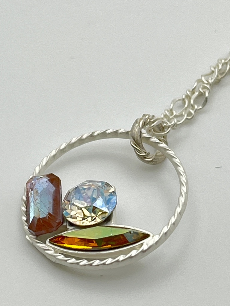 【Gallery】サフィレットのリングモチーフのネックレス