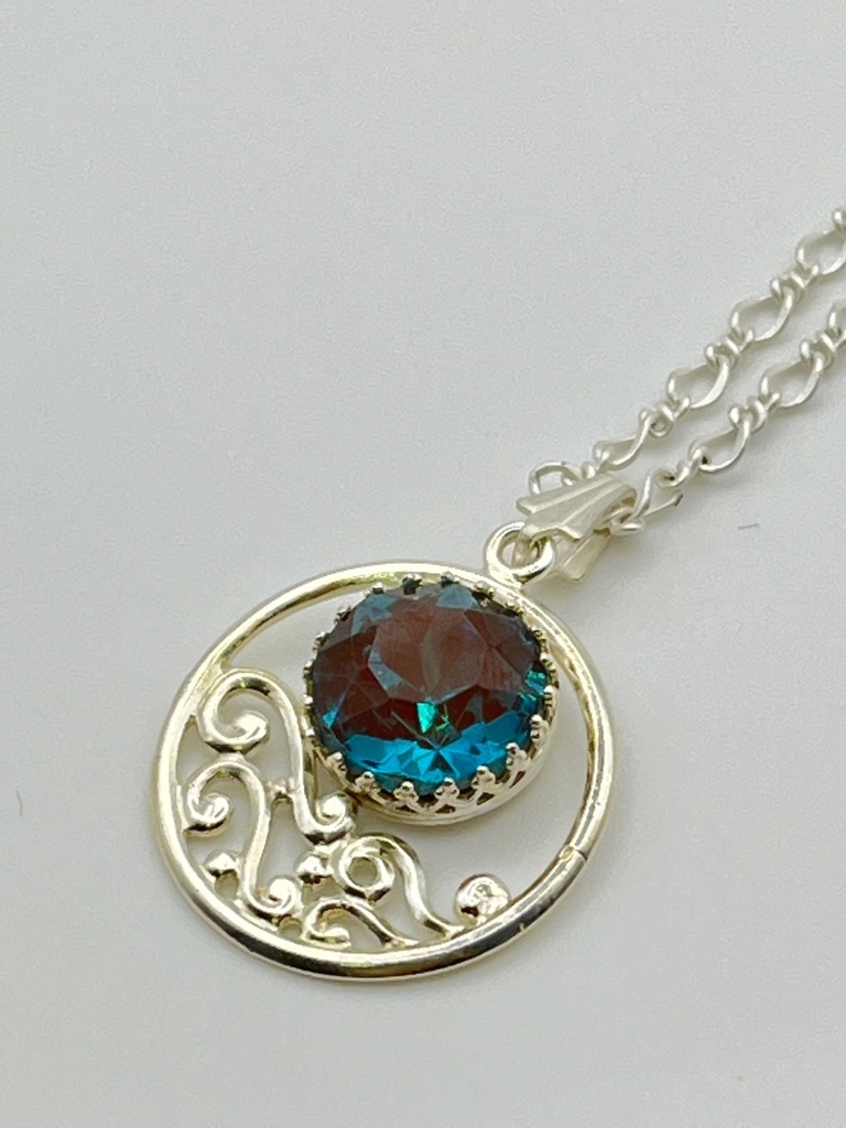 【Gallery】ヴィンテージサフィレットのネックレス〜Galateia〜