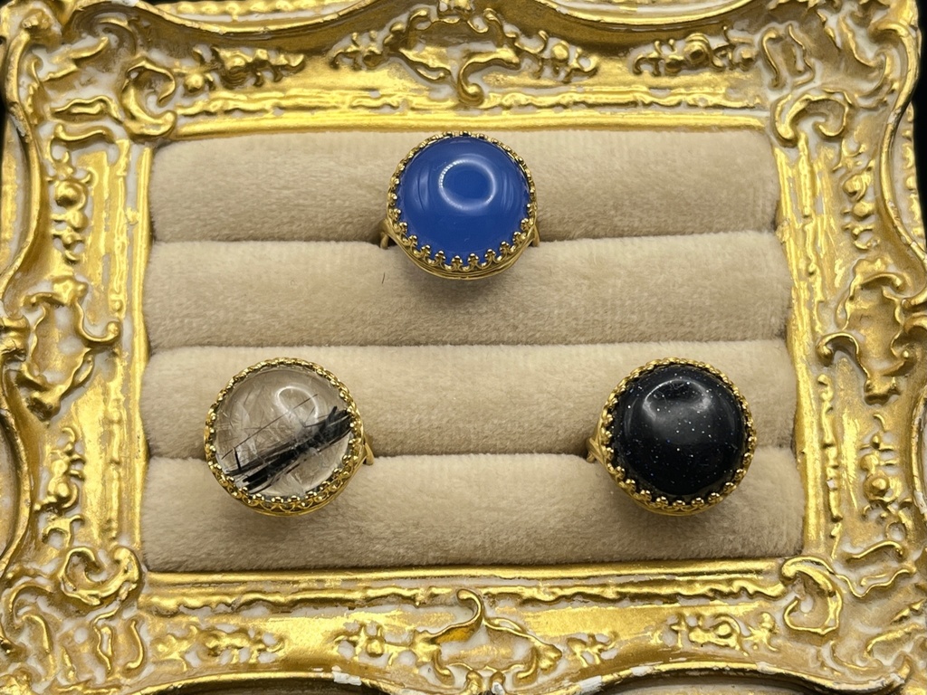 天然石のカボションリング