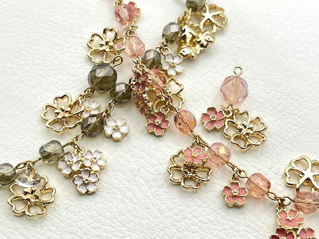 春の桜のアクセサリーセット