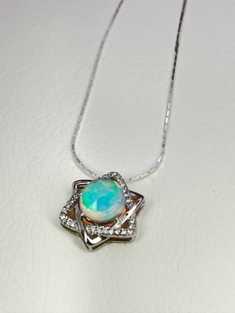 人魚のうろこのネックレス〜海星