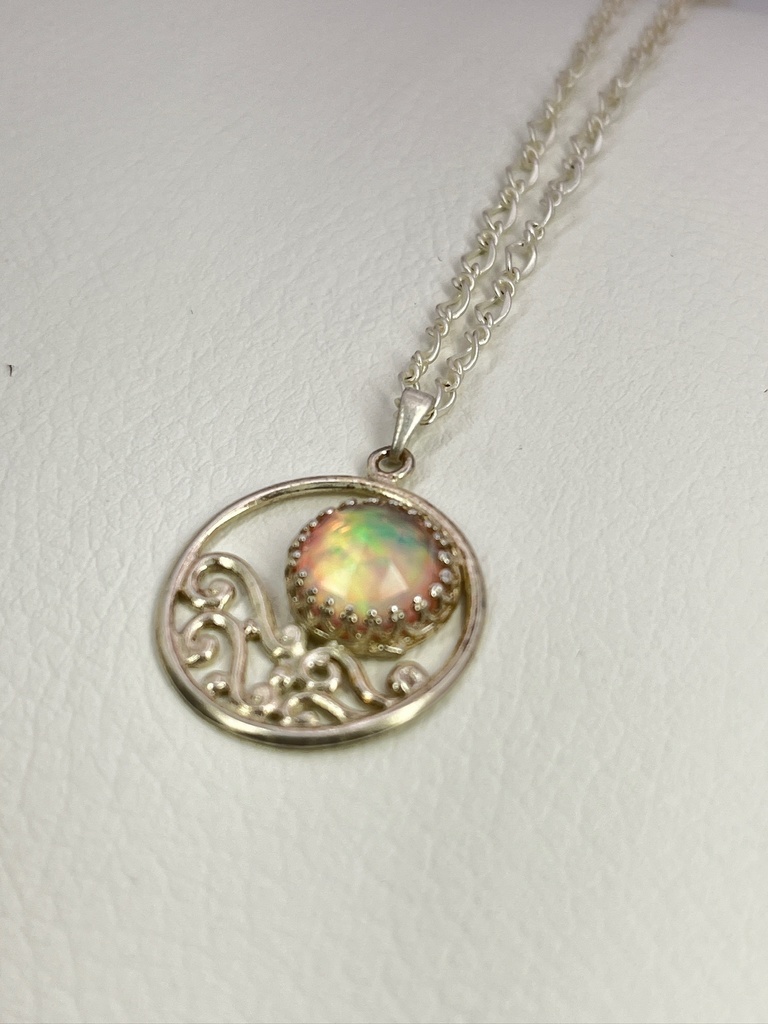 人魚のうろこのネックレス〜白波