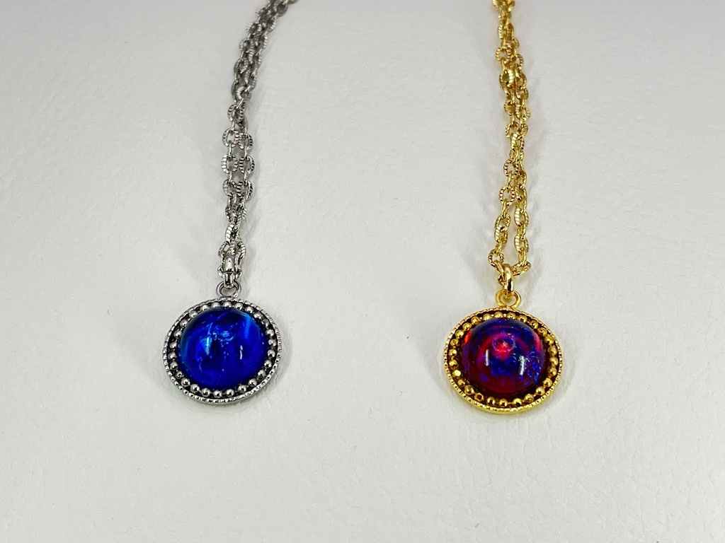 小さな竜のネックレス