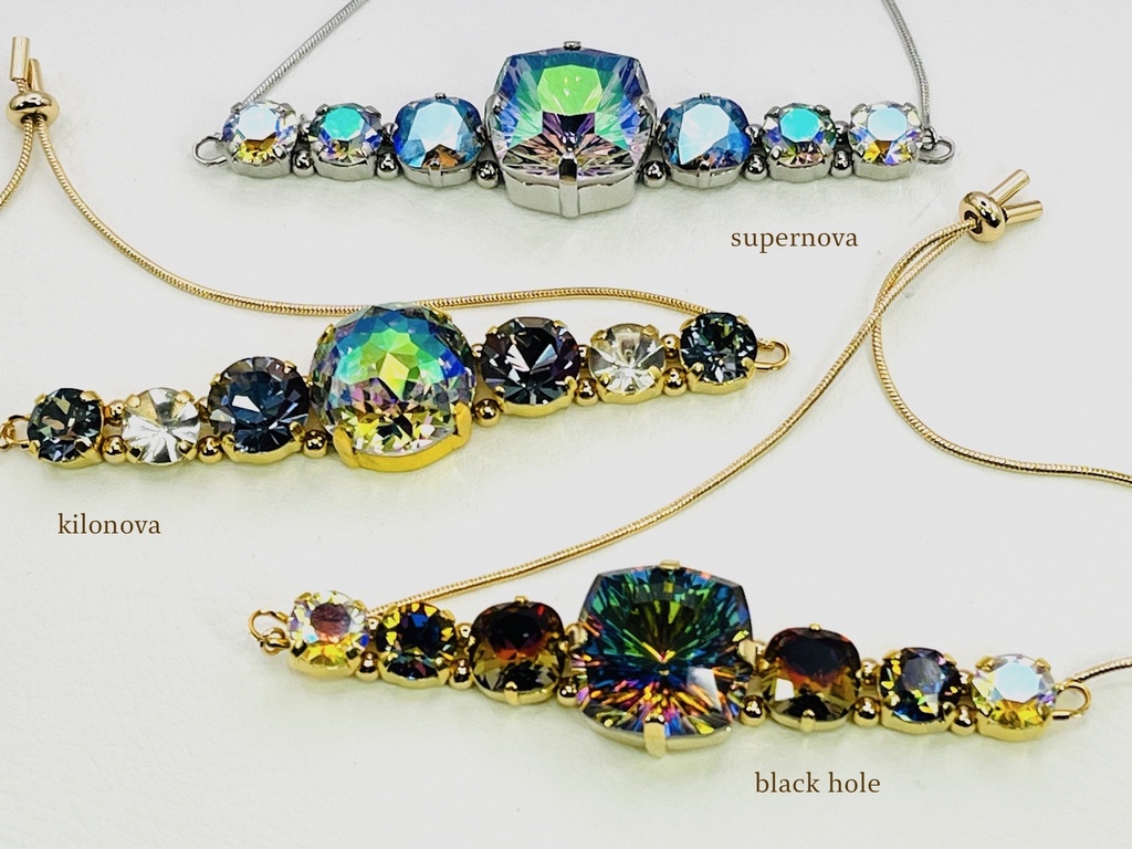 宇宙の神秘のブレスレット