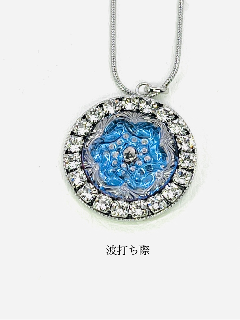 チェコカボションのネックレス