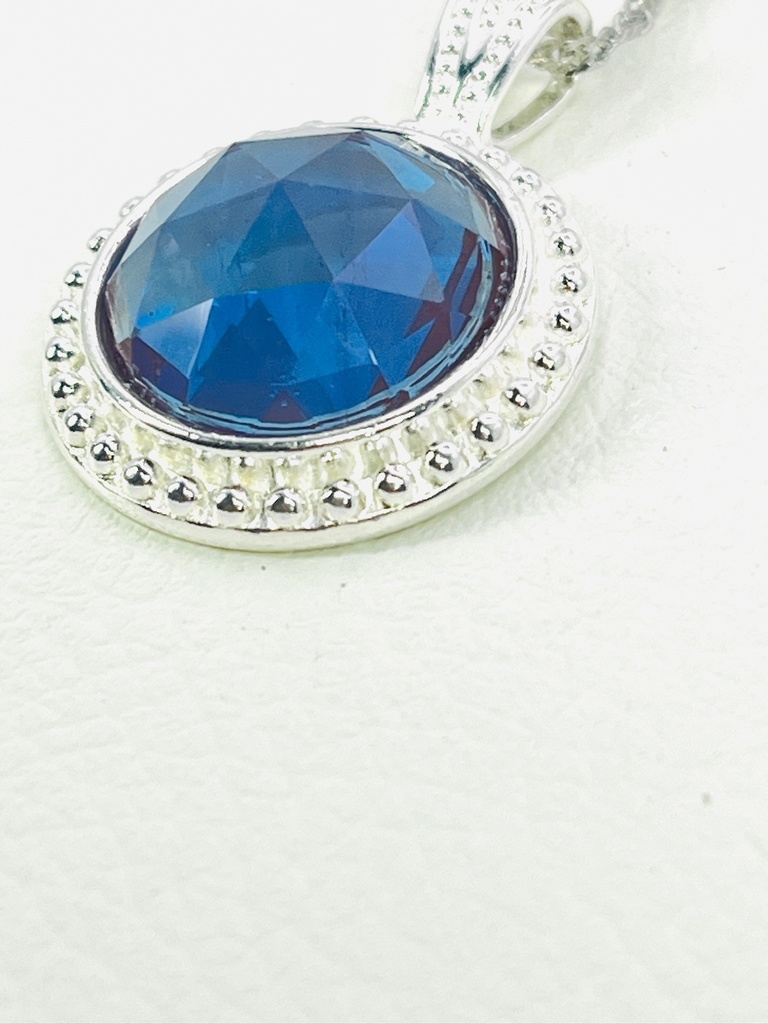 満月のネックレス【妖精のかけら】