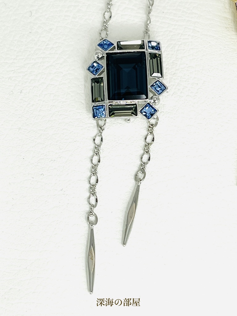 モザイクモチーフのネグリジェネックレス