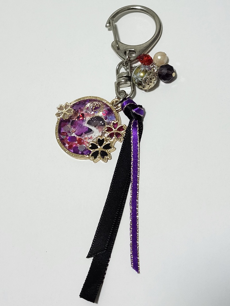 実休光忠　イメージ　バッグチャーム　レジン