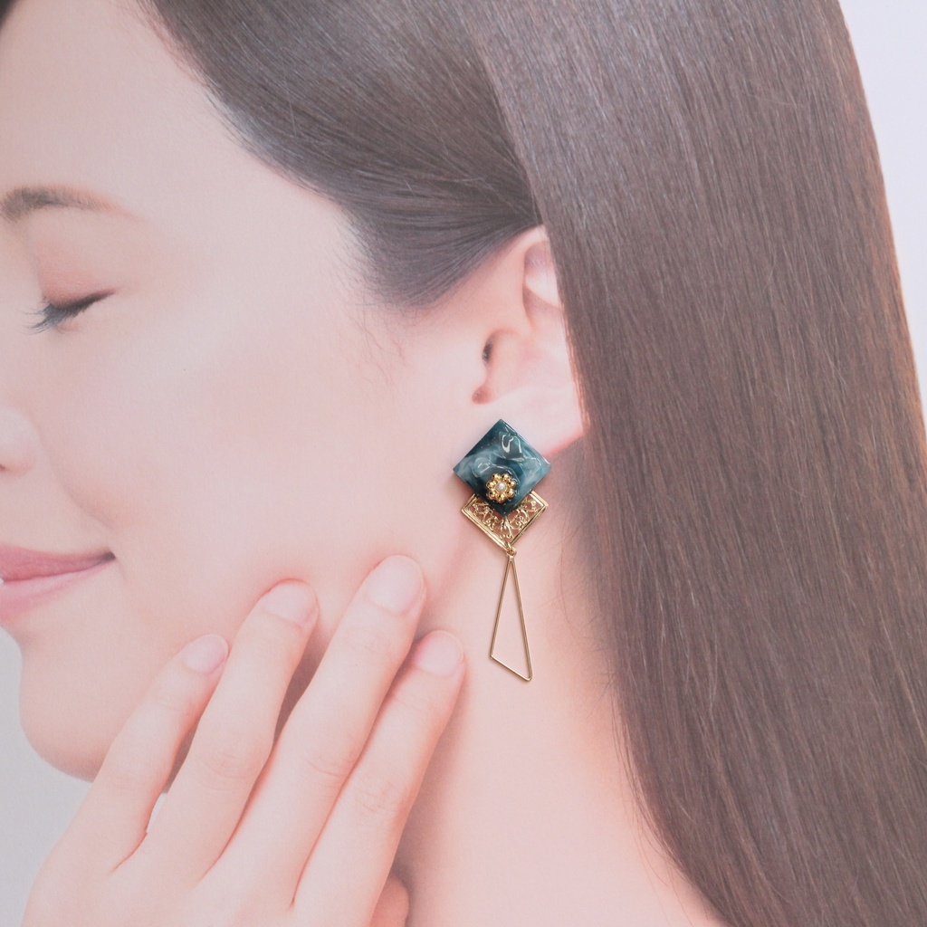 原神 キャラモチーフ イメージ スクエアピアス(イヤリング)ガイア