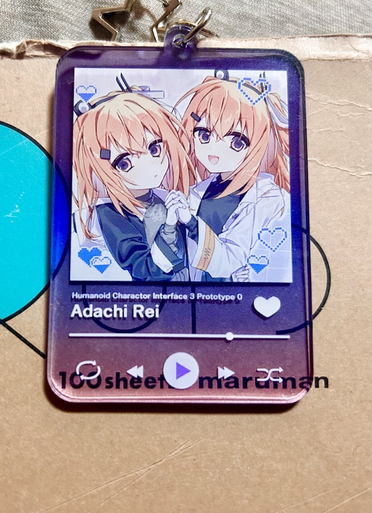 音楽プレイヤー風アクキー 足立レイUTAU&V6
