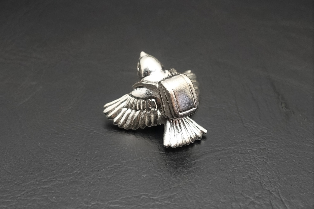 通学中のスズメ