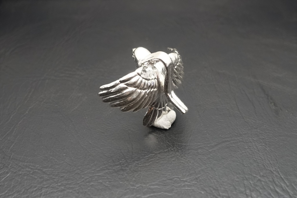 寒がりなスズメ