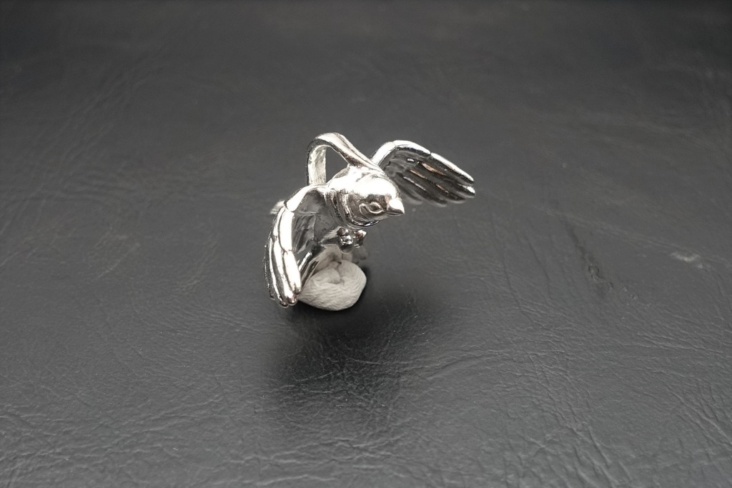 寒がりなスズメ