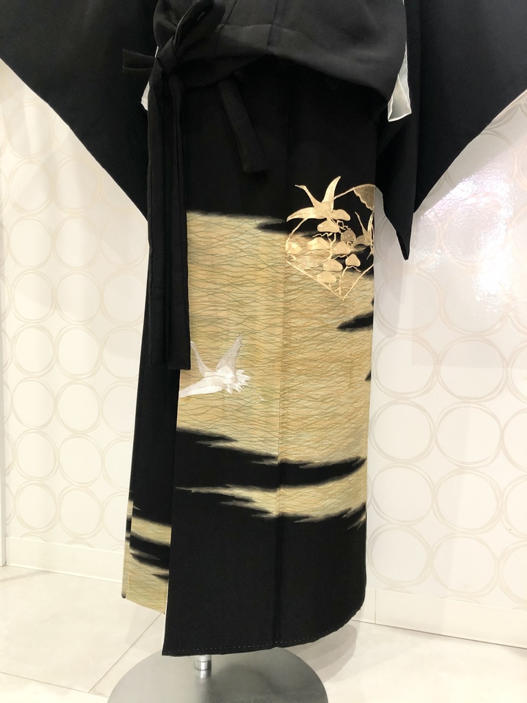 №3 黒留袖 着物リメイク 金銀鶴