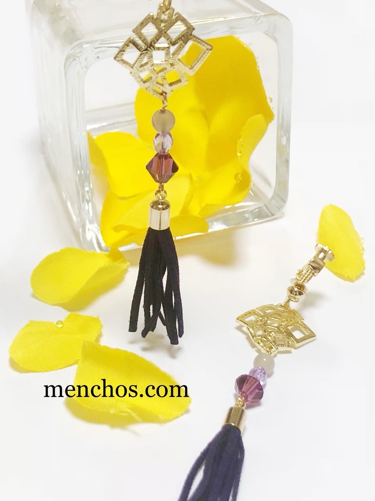 「髪も眼鏡も、アンタを見るのに邪魔だったから」