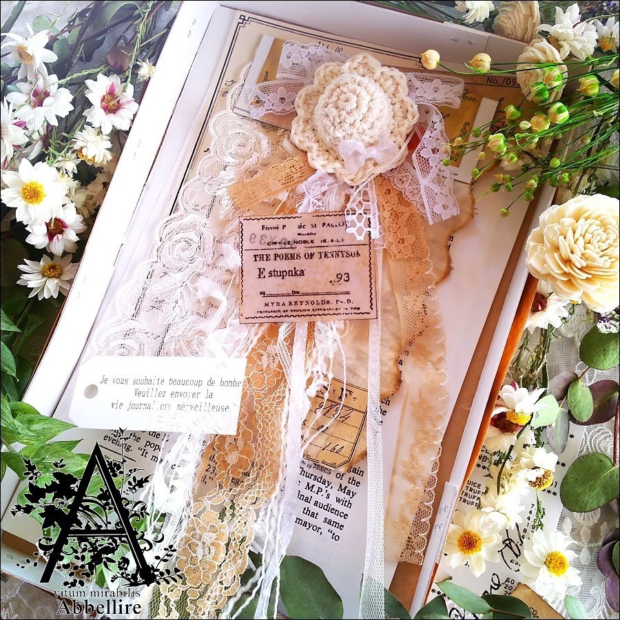 レースサンプル&ネックレス(金古美)-帽子モチーフ-