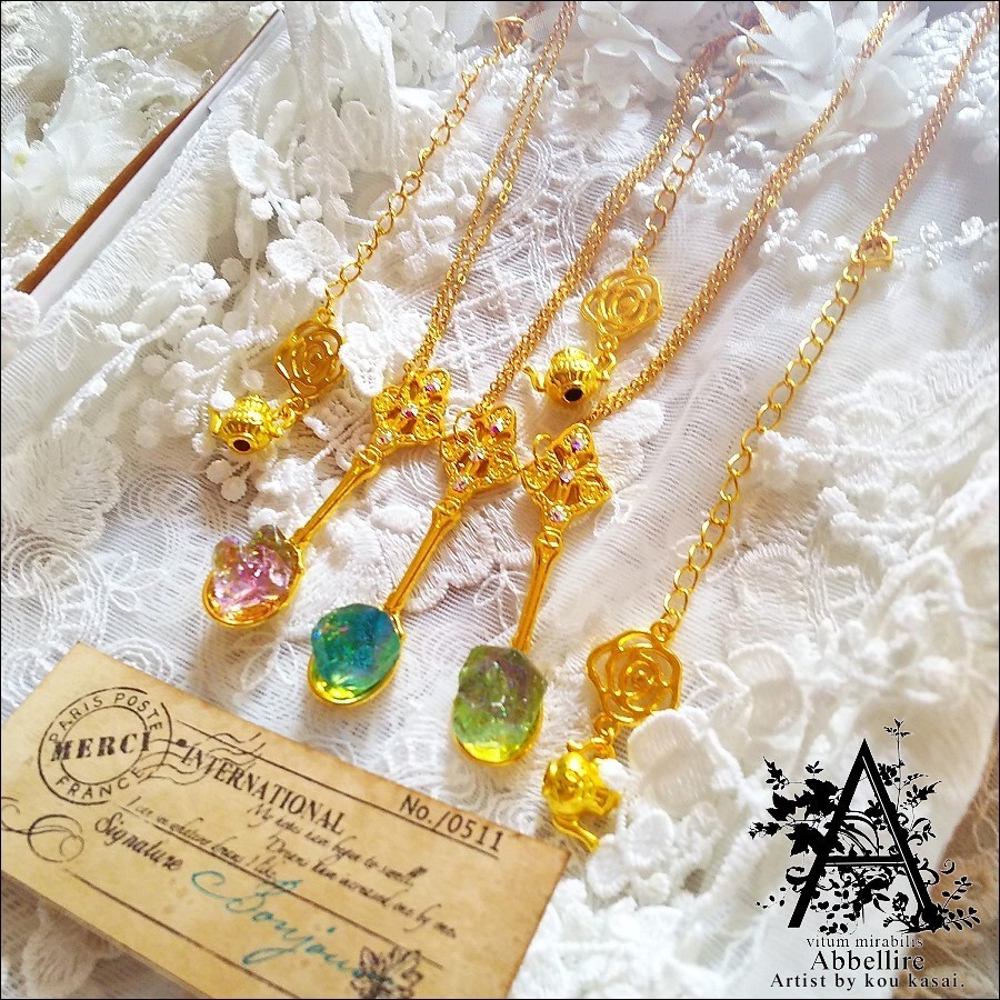 煌めく鉱石とティータイム-神秘の鉱石をひと掬いして-