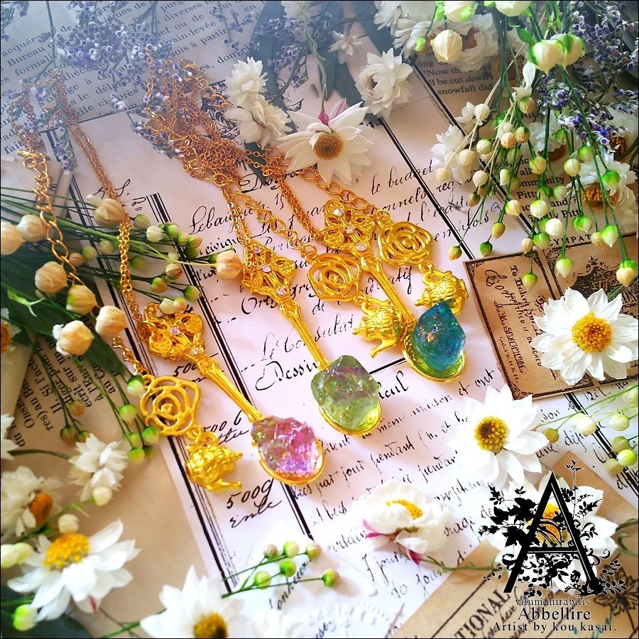 煌めく鉱石とティータイム-神秘の鉱石をひと掬いして-