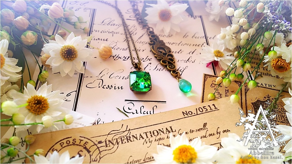 ペリドット×スカイブルーの金古美ネックレス(Vintage)