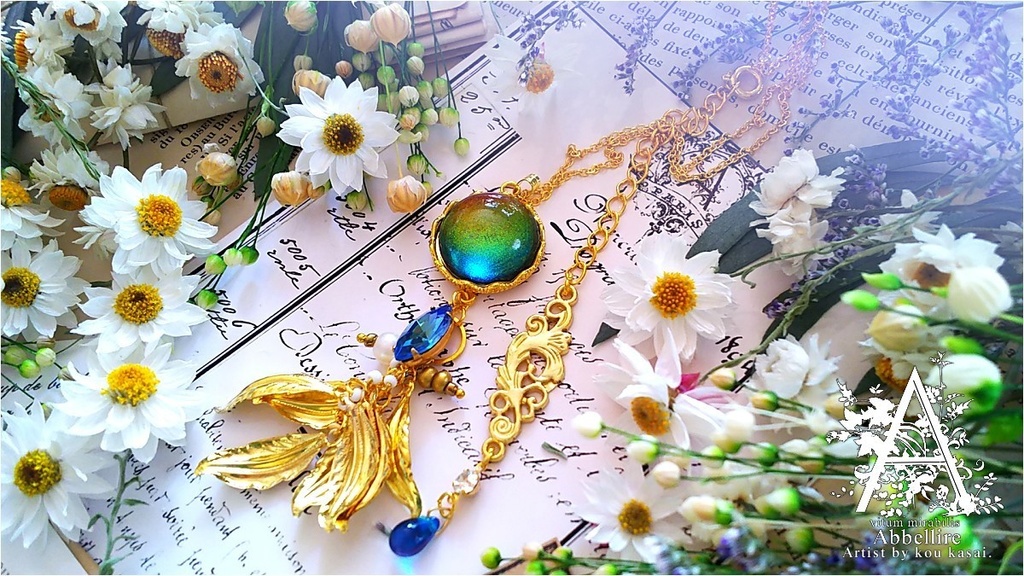 揺れる黄金のハングネックレス(Vintage)