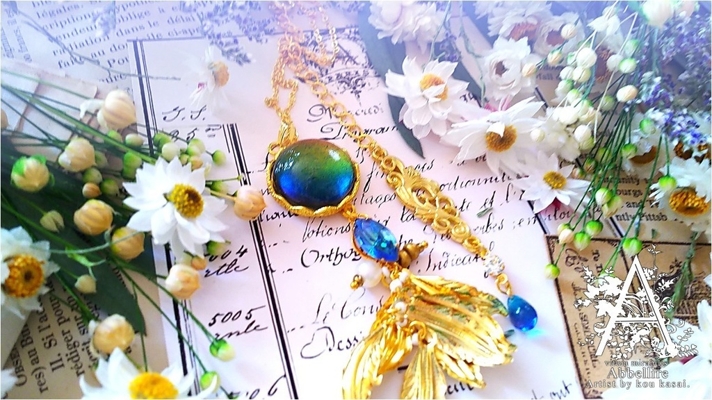 揺れる黄金のハングネックレス(Vintage)