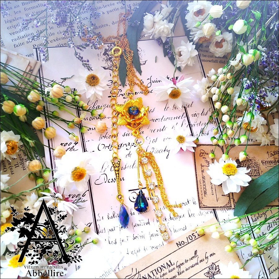 薔薇の雫(バミューダブルー×ヘリオロープ)-Vintage-