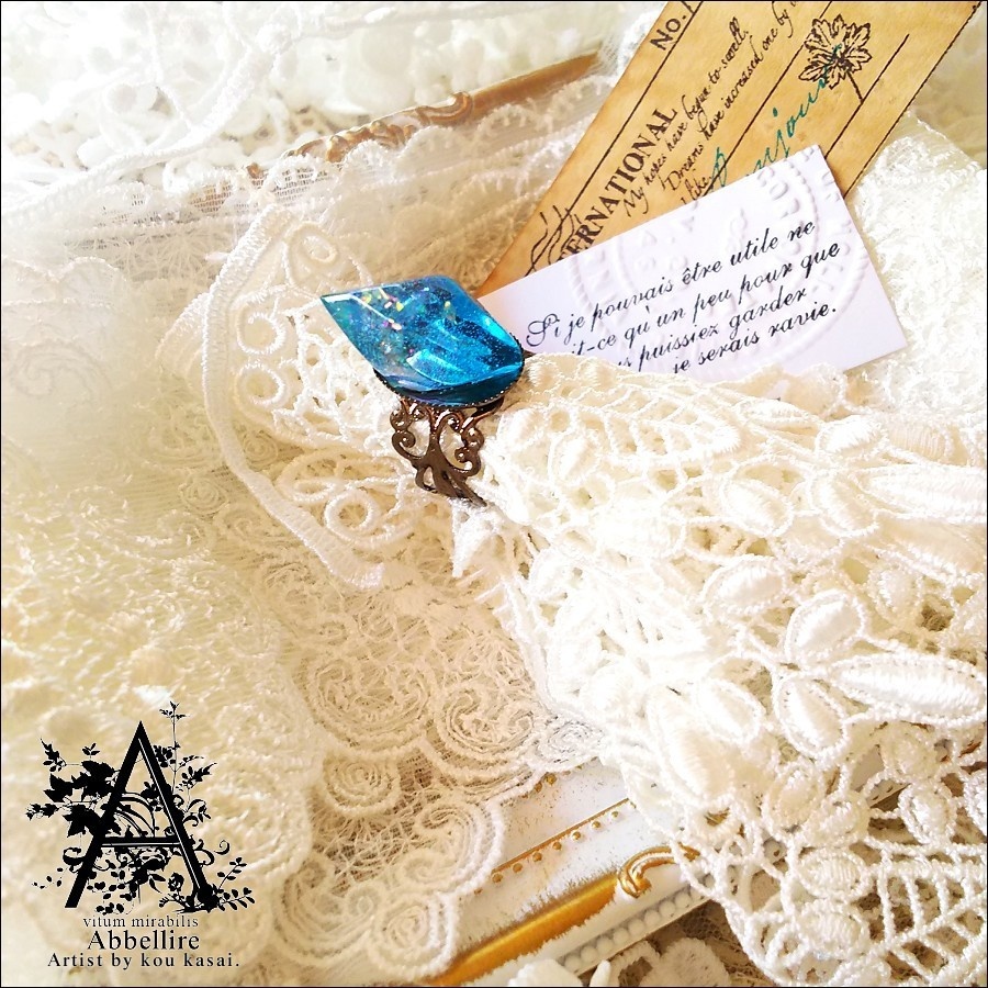 深い夜の鉱石リング