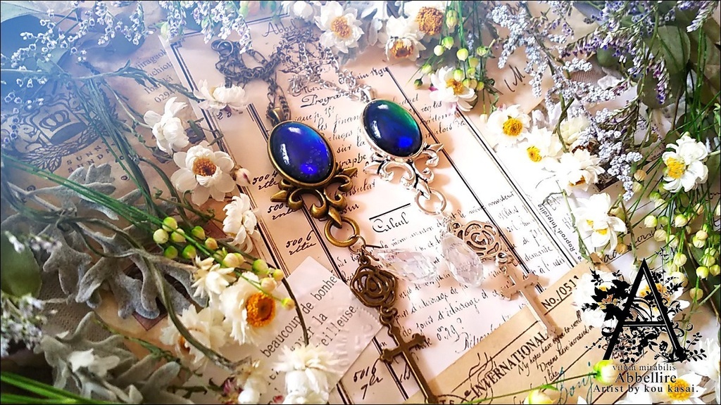 薔薇とクロスのバッグチャーム(Vintage)