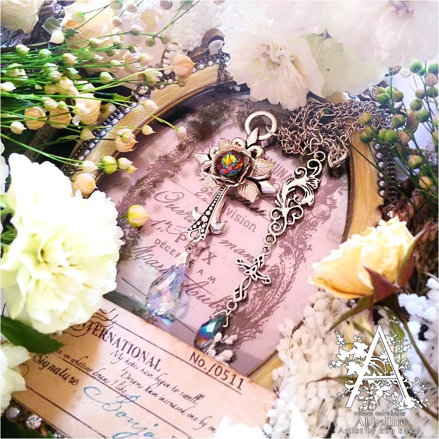 銀の薔薇のCroix(Vitrail Medium)