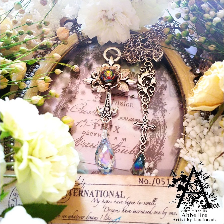 銀の薔薇のCroix(Vitrail Medium)