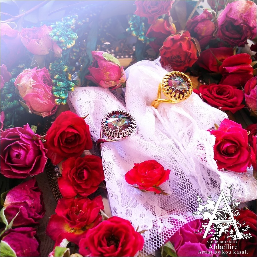 神秘的な美貌のベゼルリング-Vintage-