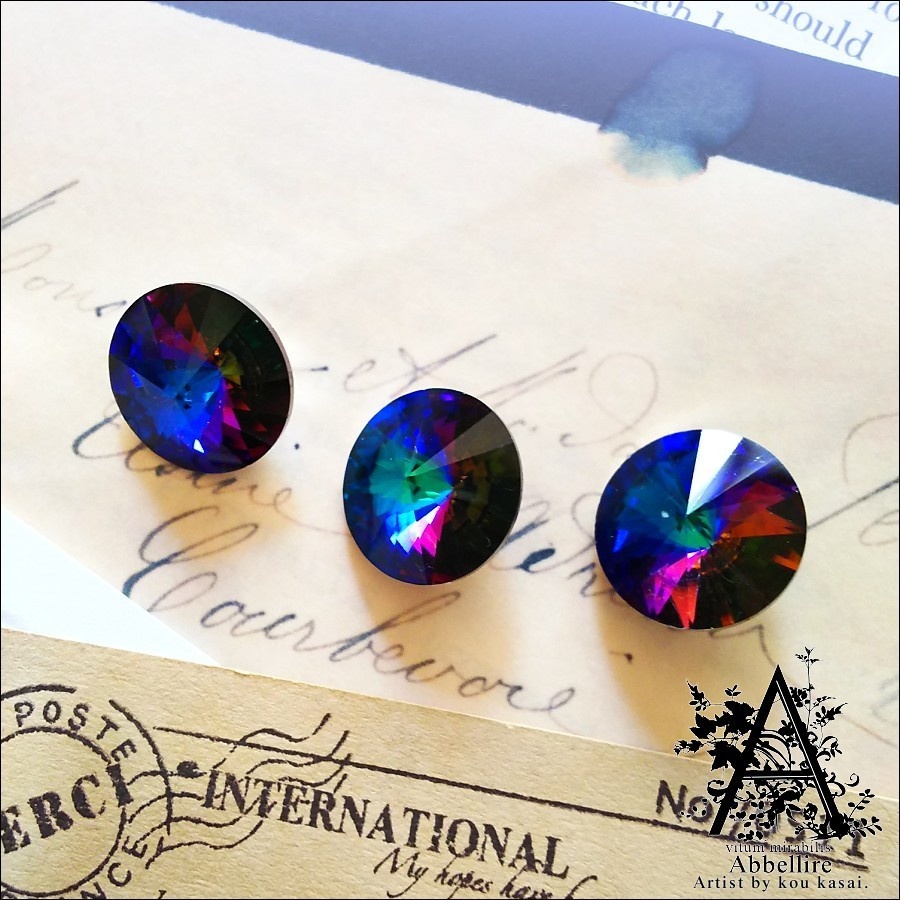 物語を紡ぐ深海色のネックレス(Bermuda Blue)-Vintage-