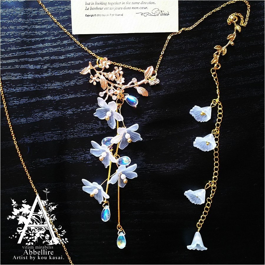 雨粒に濡れる優美な花雫-ハングネックレス-