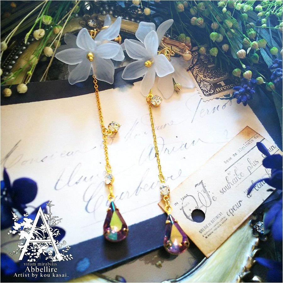 透ける花雫のイヤリング-Vintage-