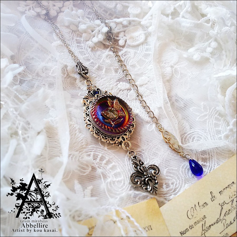 蝶と花の銀古美ネックレス