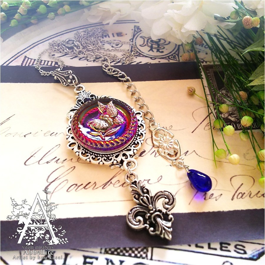 蝶と花の銀古美ネックレス