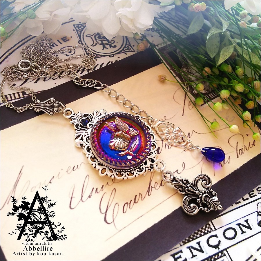 蝶と花の銀古美ネックレス