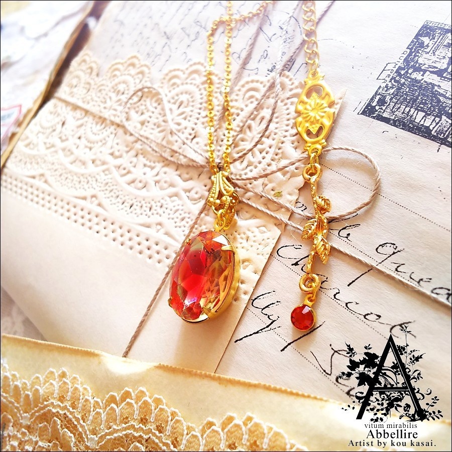 *ジョンキルxライトシャムのヴィンテージガラスネックレス*