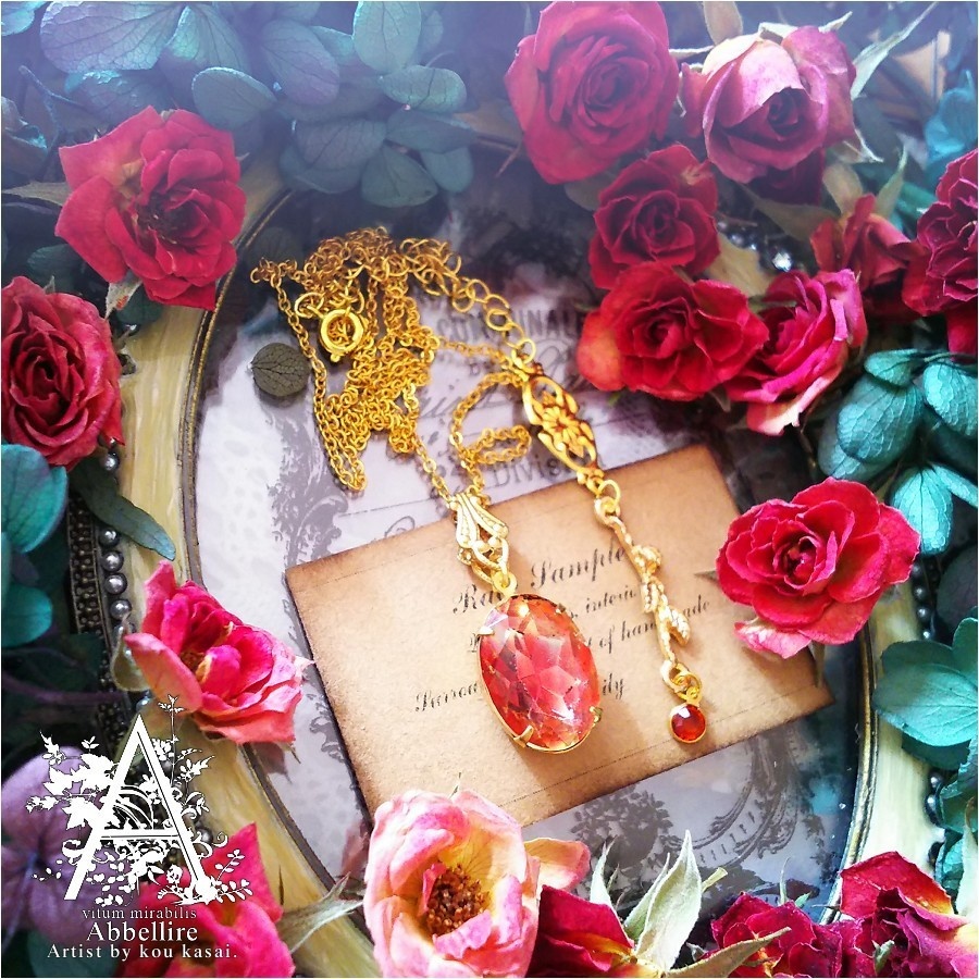 *ジョンキルxライトシャムのヴィンテージガラスネックレス*