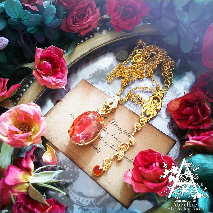 *ジョンキルxライトシャムのヴィンテージガラスネックレス*