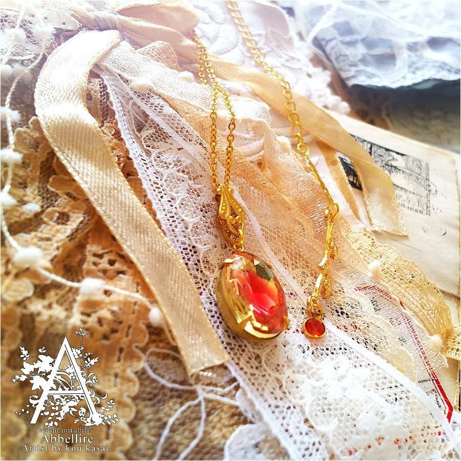 *ジョンキルxライトシャムのヴィンテージガラスネックレス*