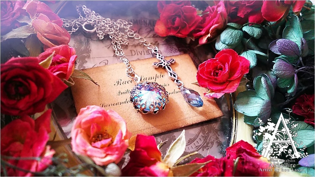 透明感溢れる虹色-LTサファイヤシマーリヴォリのネックレス-