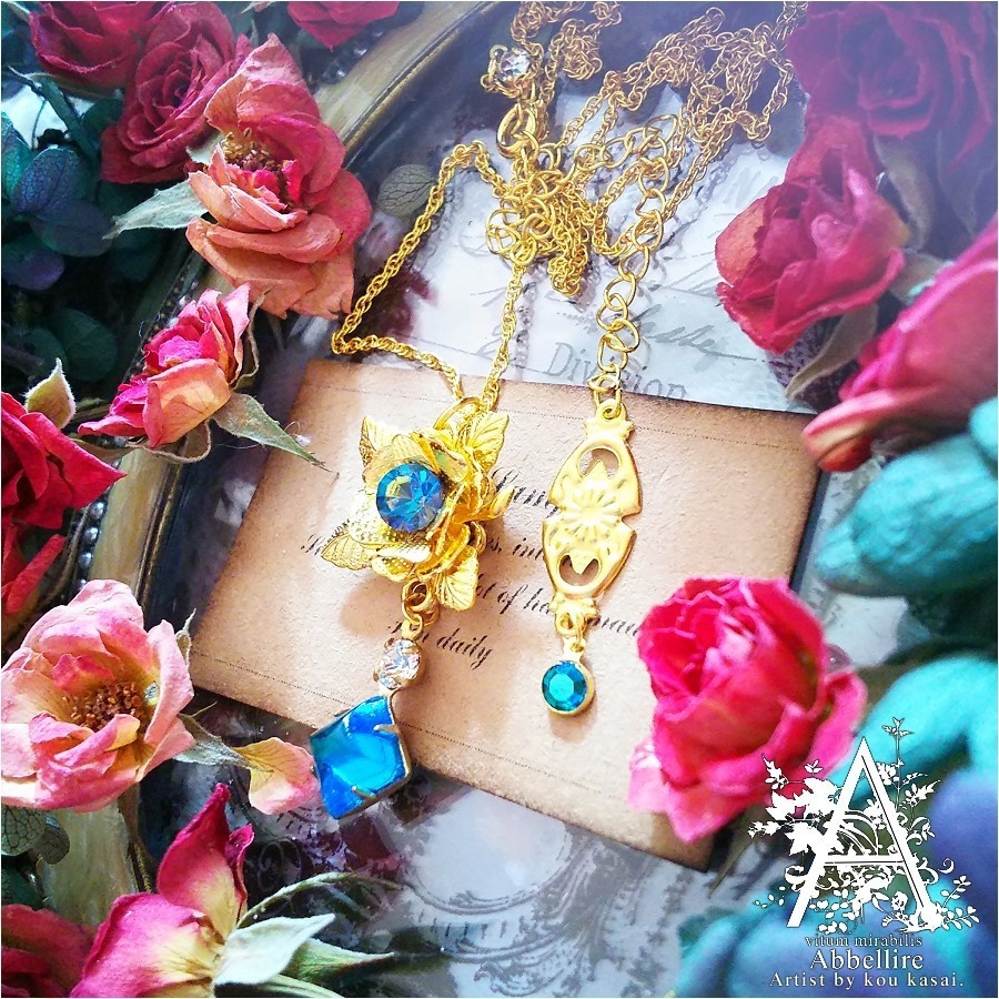 ブルー・スクエア&ローズのネックレス-Vintage-