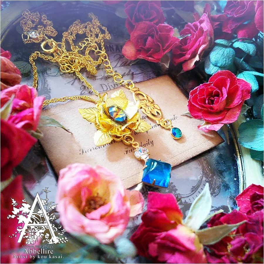 ブルー・スクエア&ローズのネックレス-Vintage-